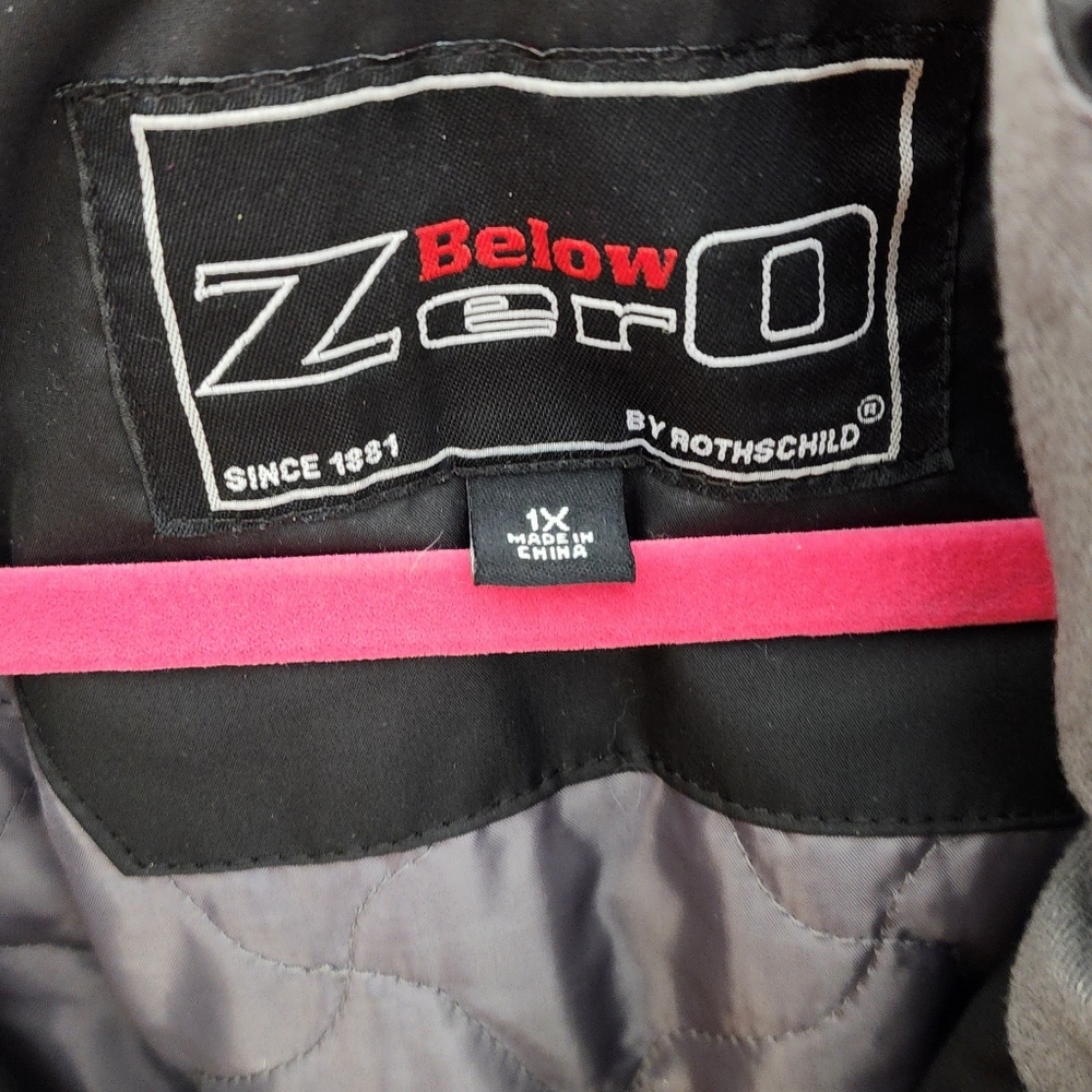 Women's Zero Below Fall/ Winter/ Ski Jacket Size … - image 5
